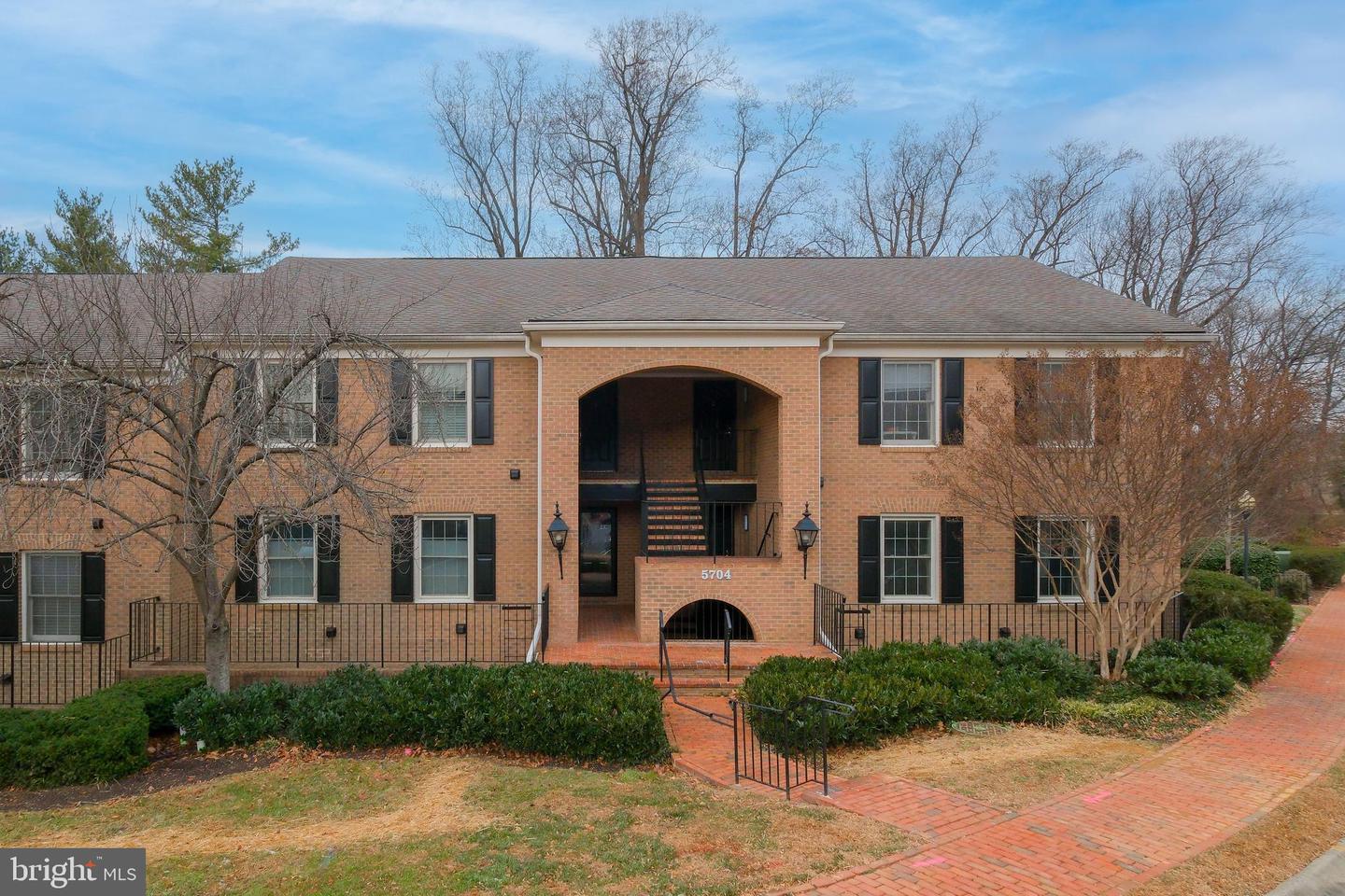 5704 Brewer House Circle #101, North Bethesda