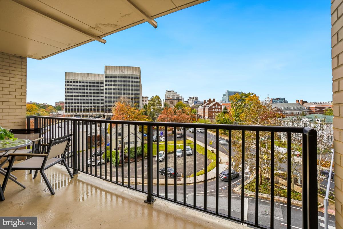 4242 East West Hwy #514