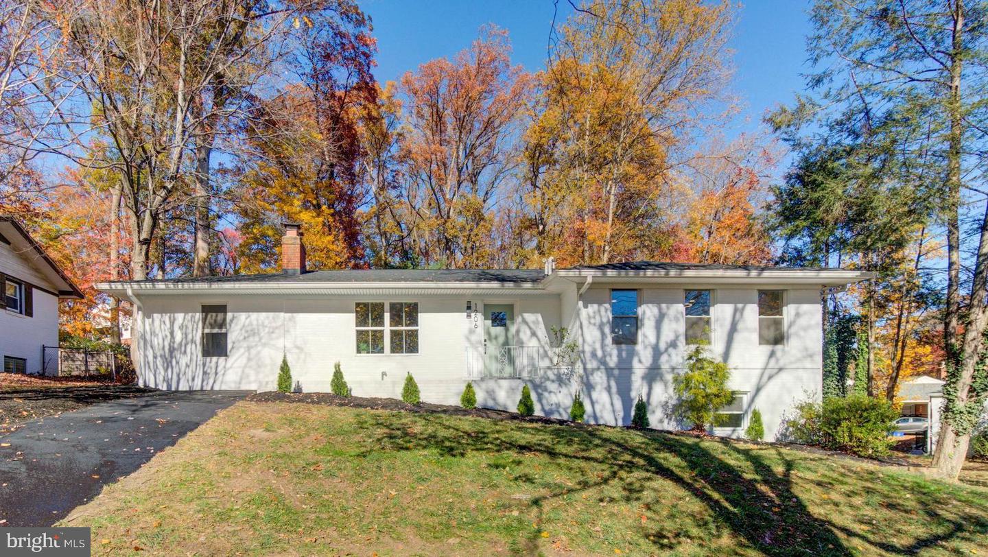1206 La Grande Road, Silver Spring