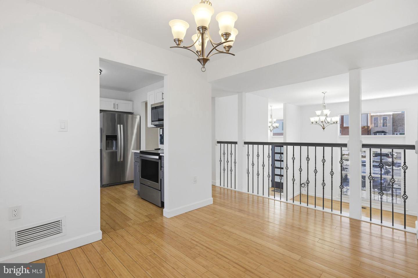 17636 Horizon Place, Rockville