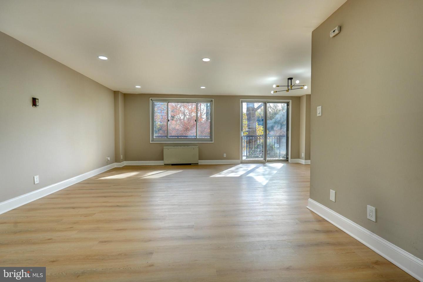 1900 Lyttonsville Road #211