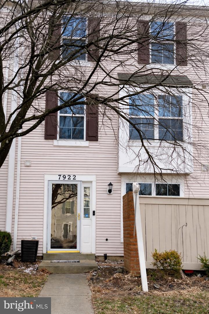 7922 Otter Cove Court, Montgomery Village