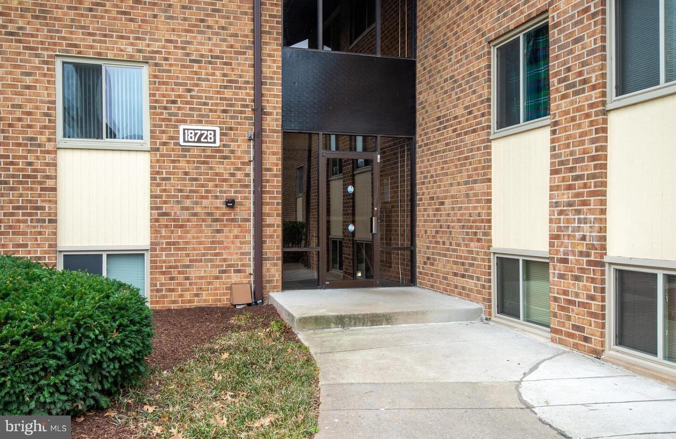 18728 Walkers Choice Road #18728, Montgomery Village