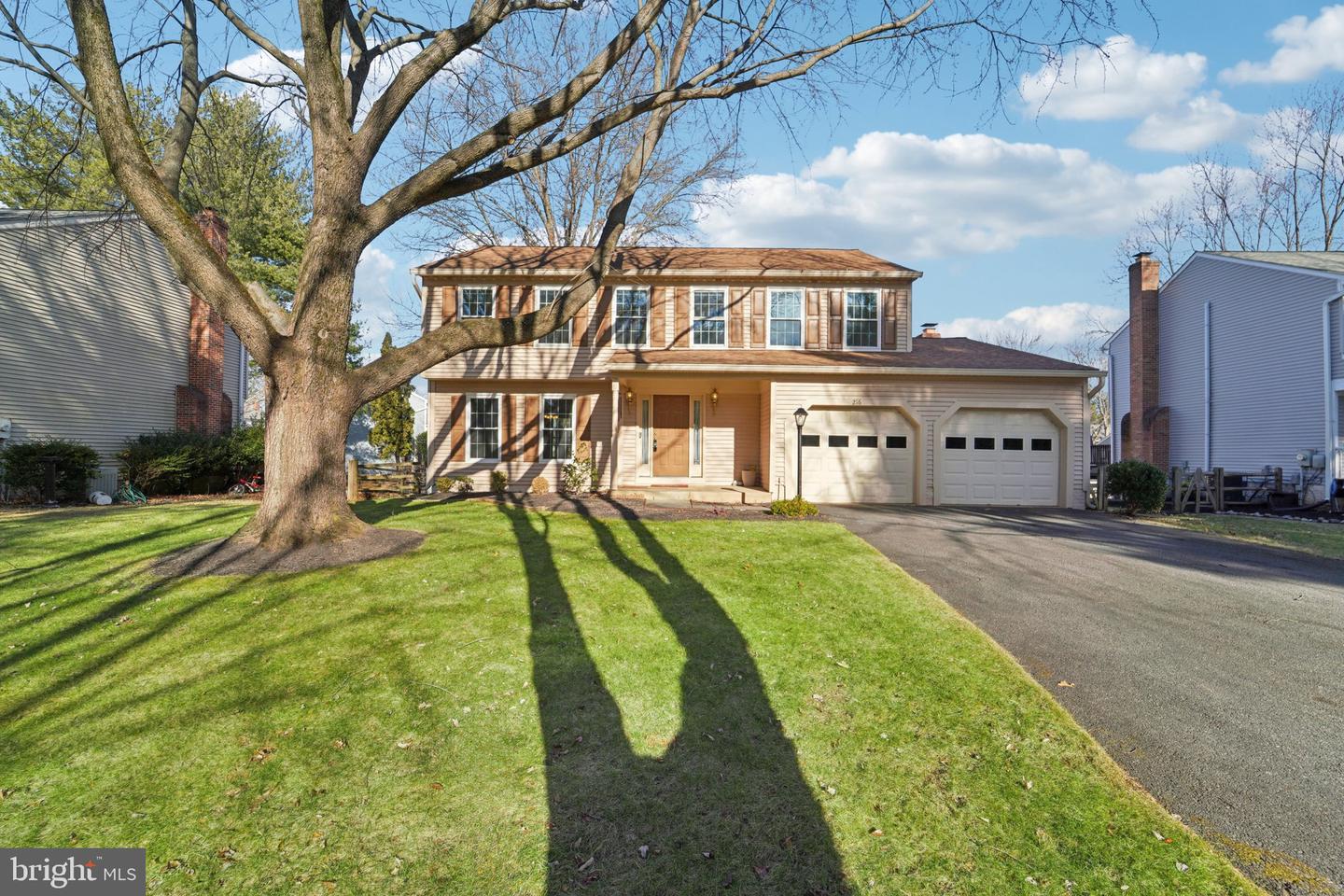 216 Bookham Lane, Gaithersburg
