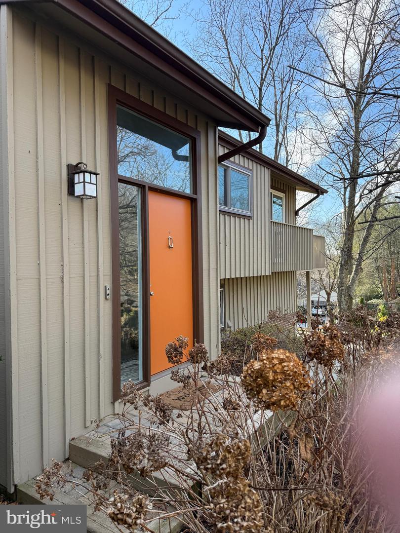 9803 Hill Street, Kensington