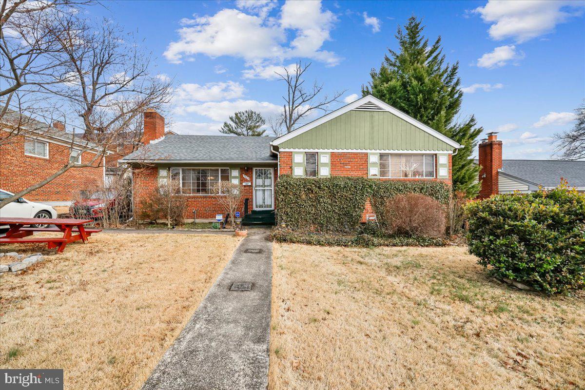 9405 Sierra Street, Silver Spring