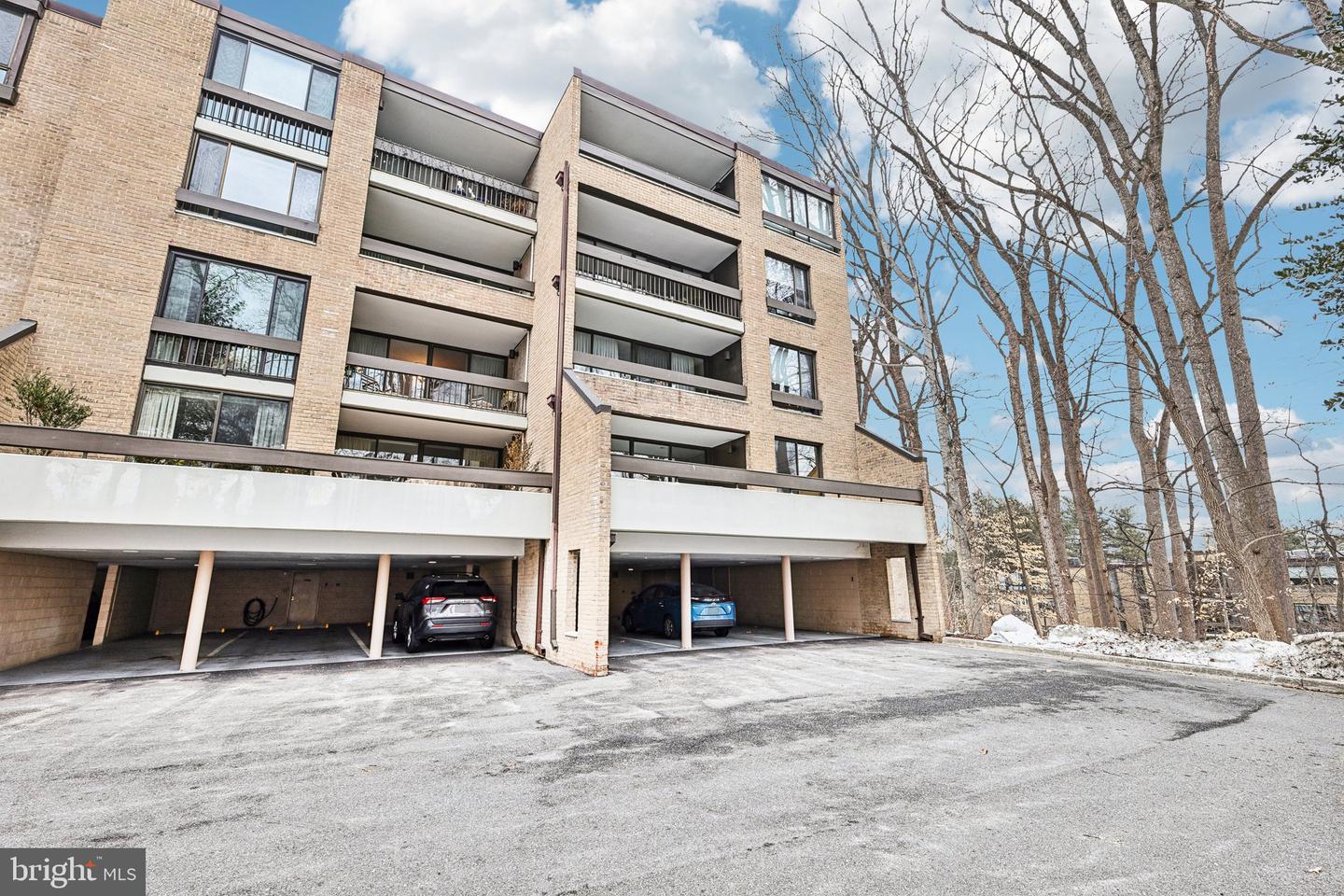 4920 Sentinel Drive #3-106, Bethesda