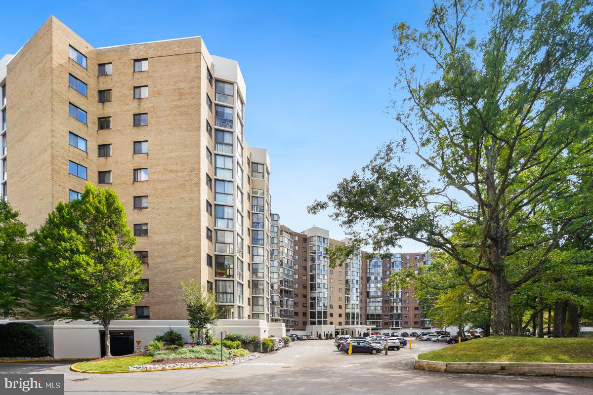 15107 Interlachen Drive #2-215, Silver Spring
