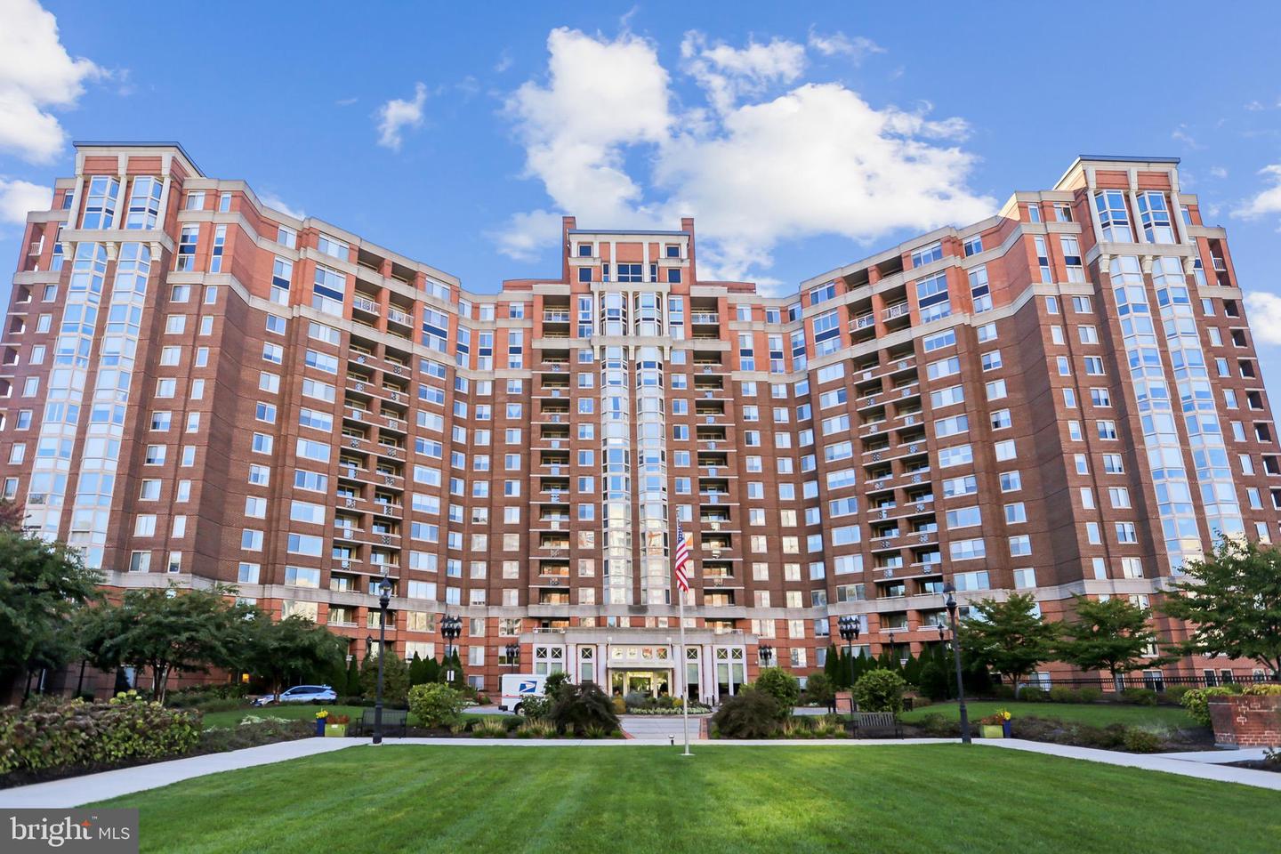 5809 Nicholson Lane #13, North Bethesda