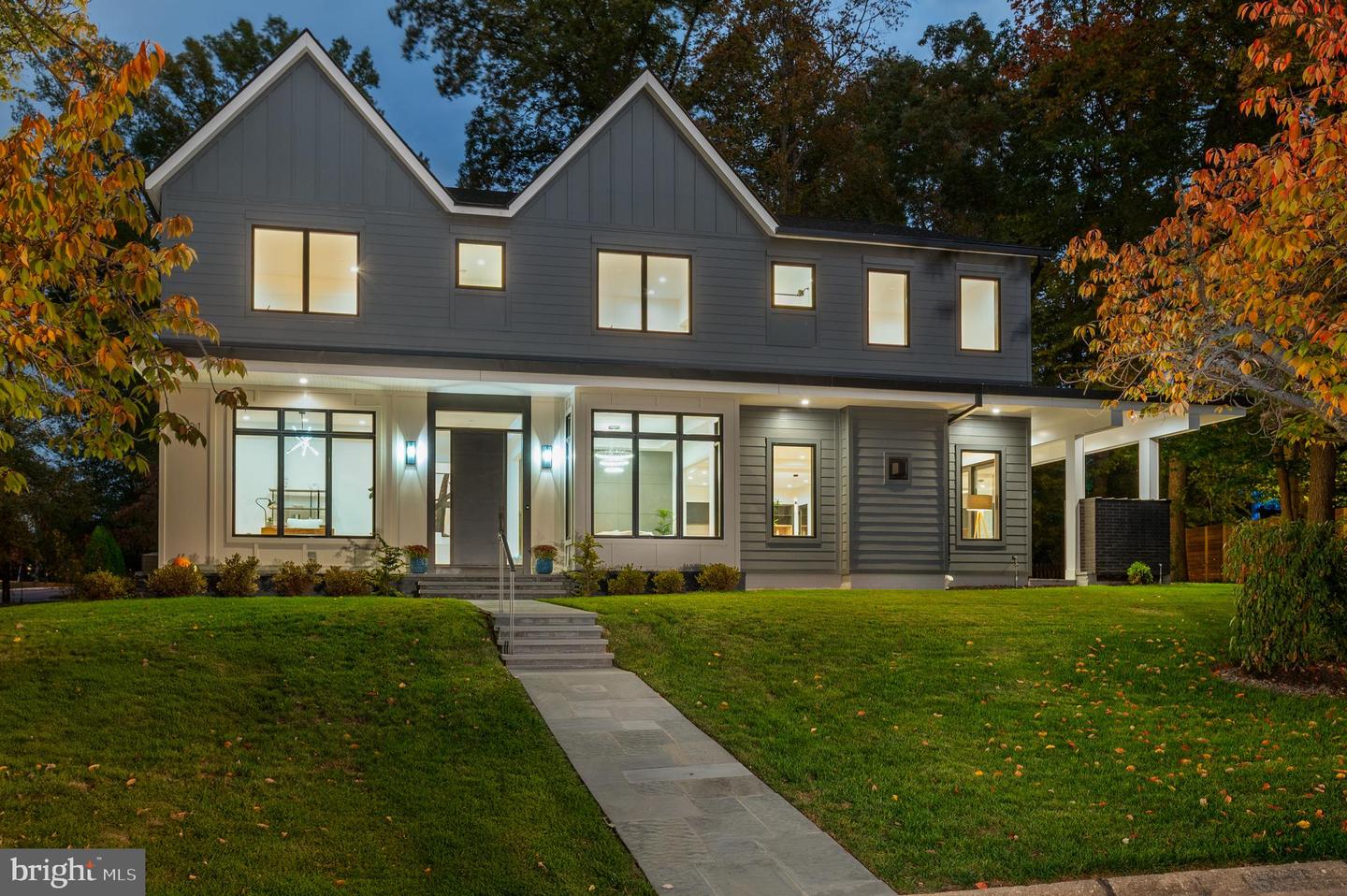 6921 Granby Street, Bethesda