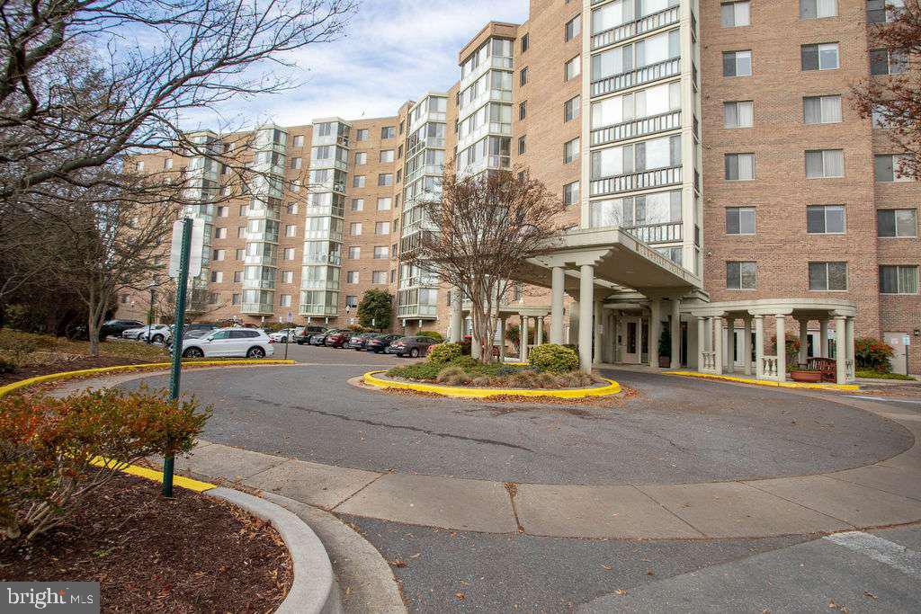 3005 S Leisure World Boulevard #812, Silver Spring