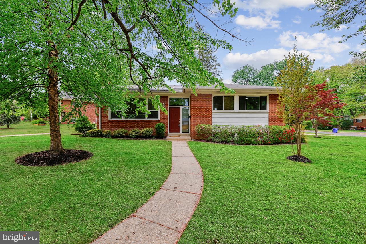 1901 Ladd Street, Silver Spring