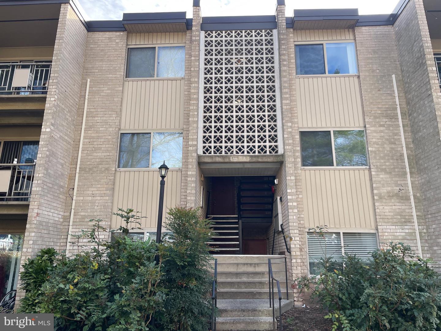 12215 Braxfield Court #101, Rockville