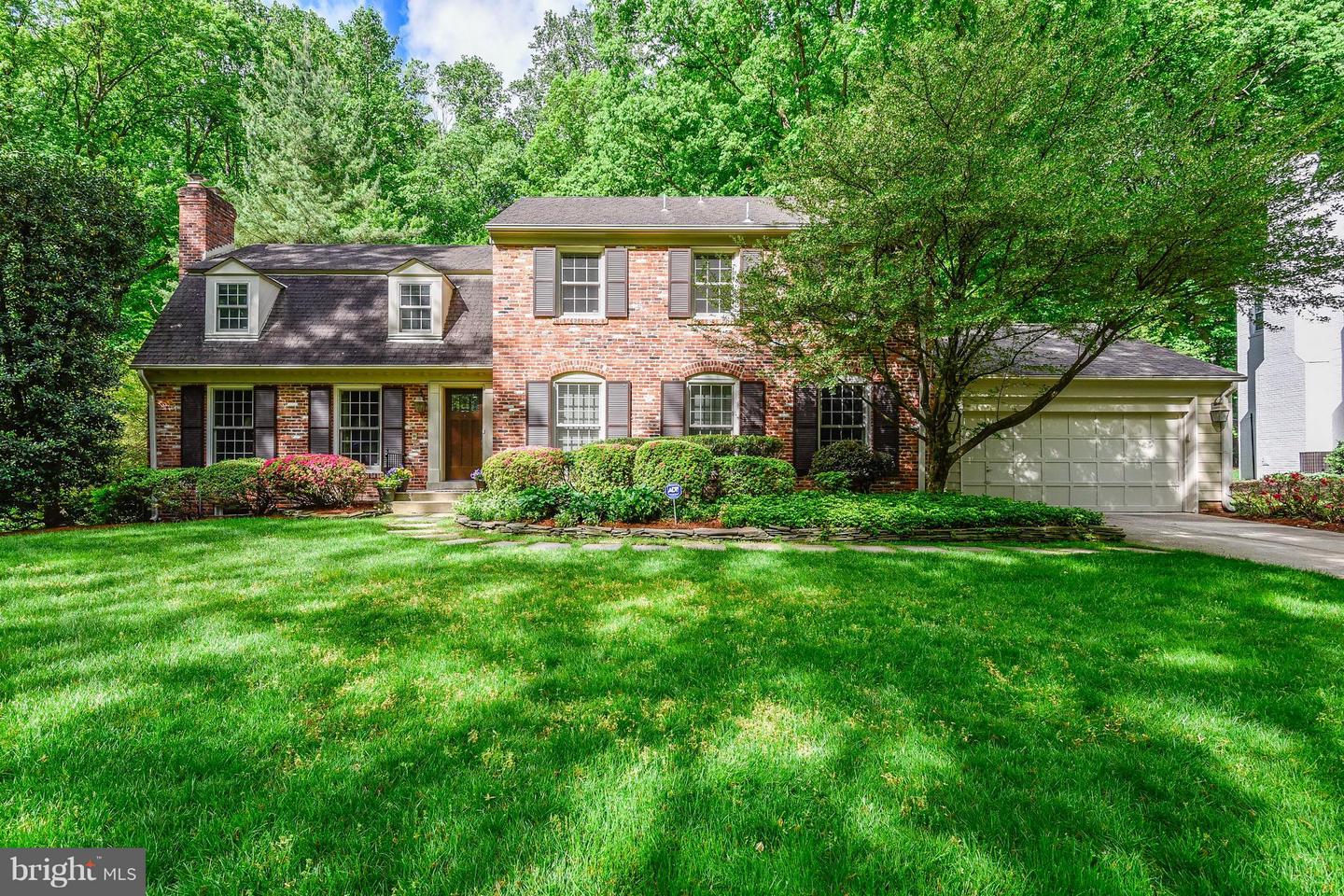 7616 Hackamore Drive, Potomac