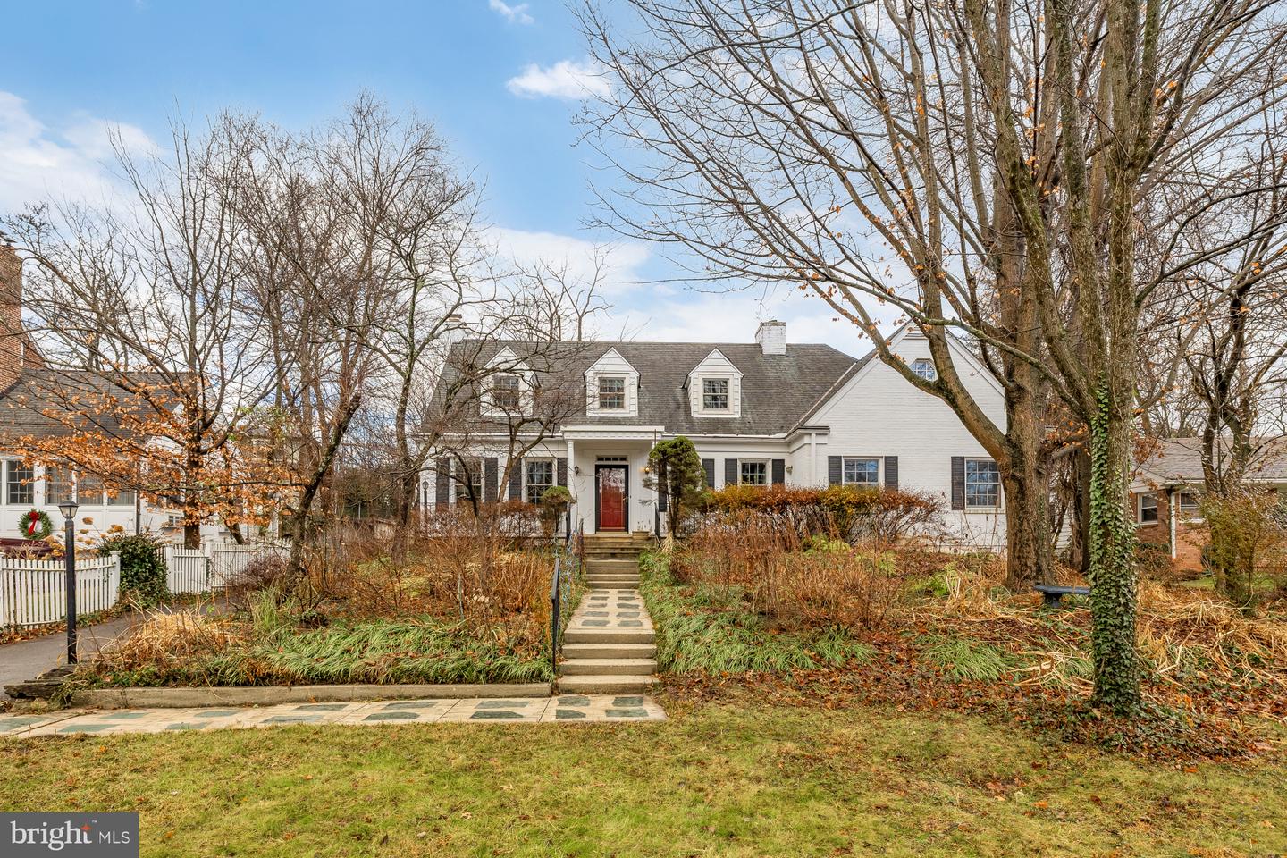 5731 Bradley Boulevard, Bethesda