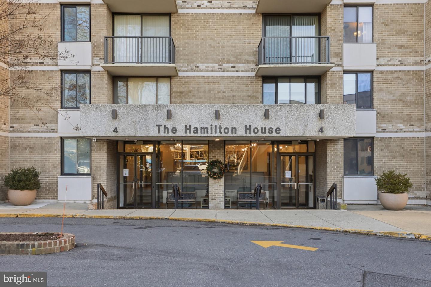 4 Monroe Street #909