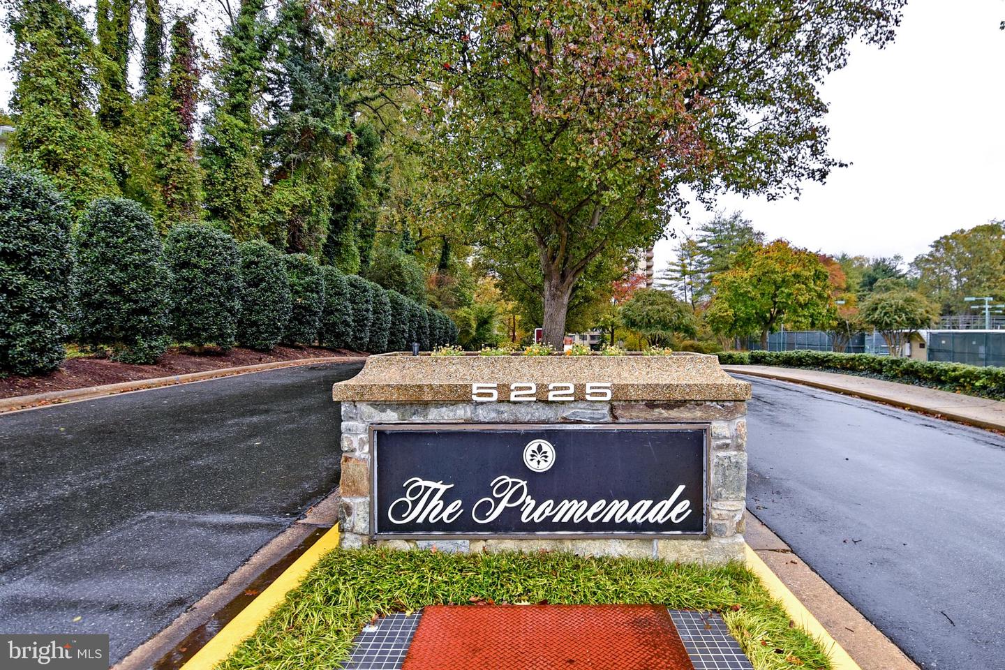 5225 Pooks Hill Road #1214n
