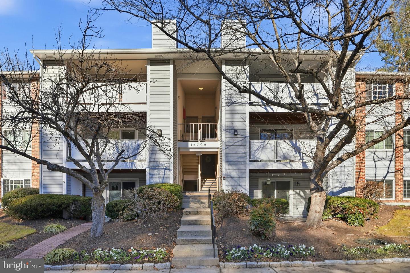 12309 Silvergate Way #908-D, Germantown