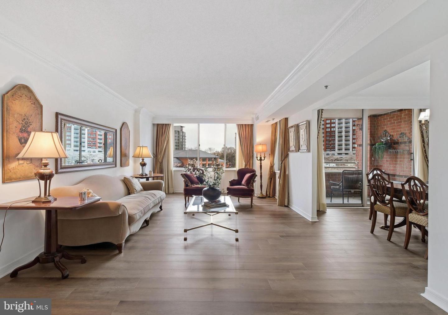 5809 Nicholson Lane #306