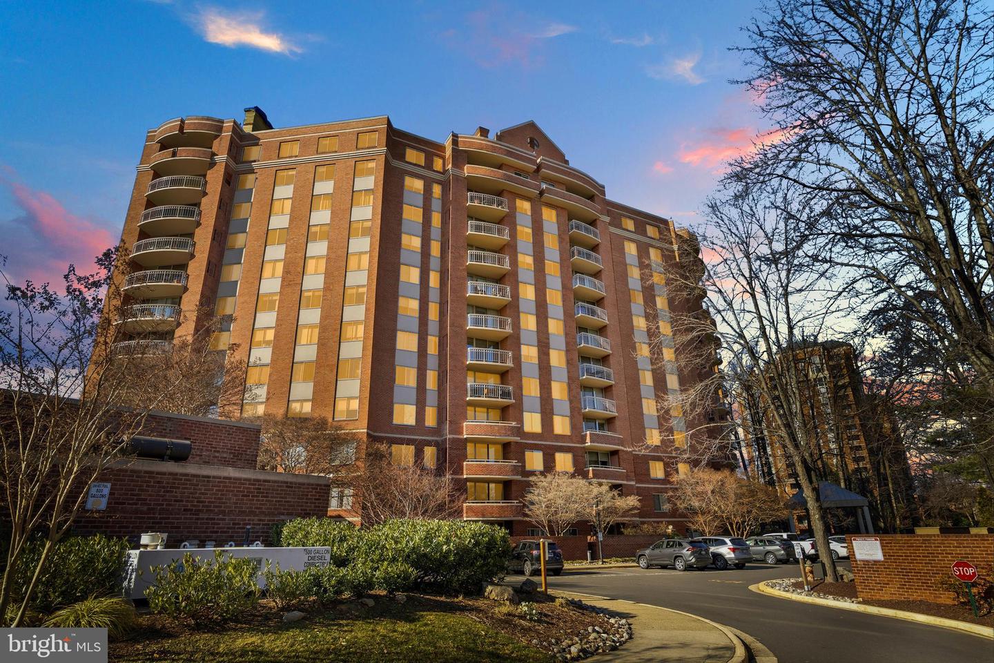 5800 Nicholson Lane #201, Rockville