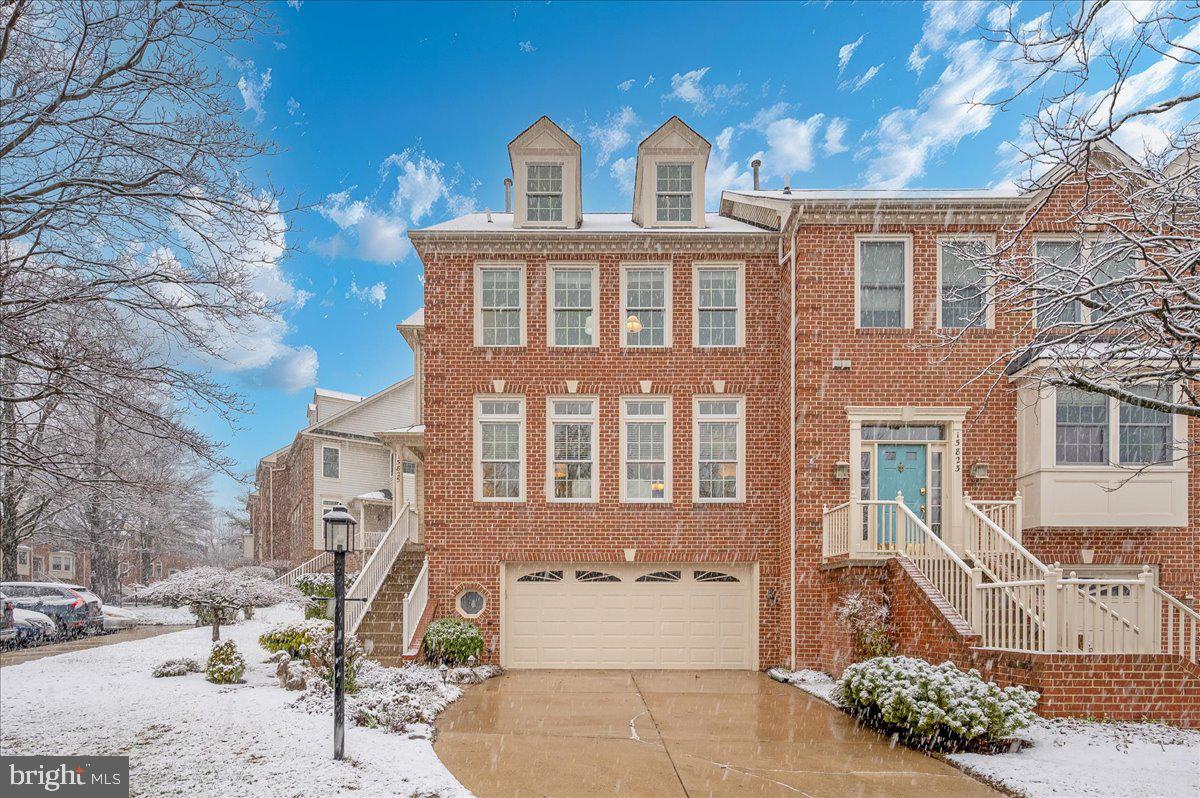 15825 Glacier Court, North Potomac