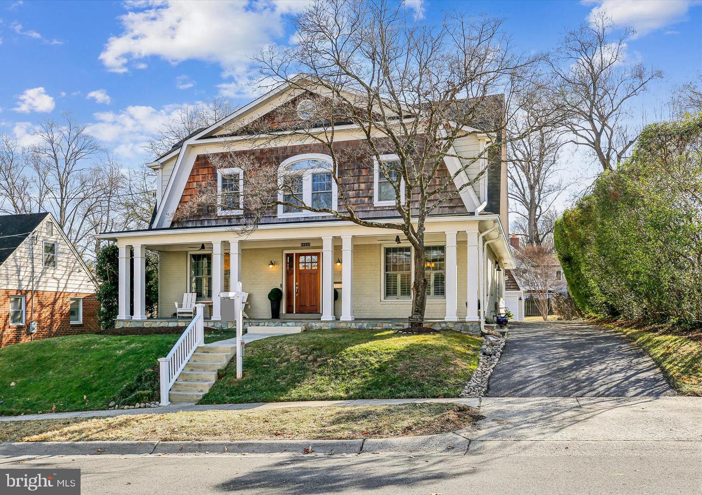 10237 Parkwood Drive, Kensington