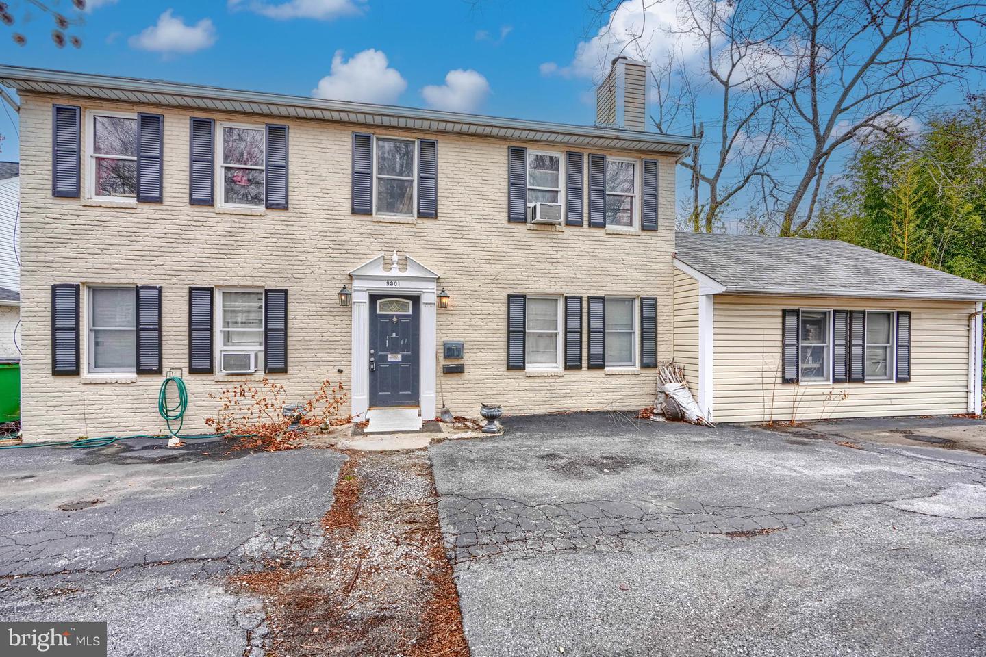 9301 Old Georgetown Road, Bethesda