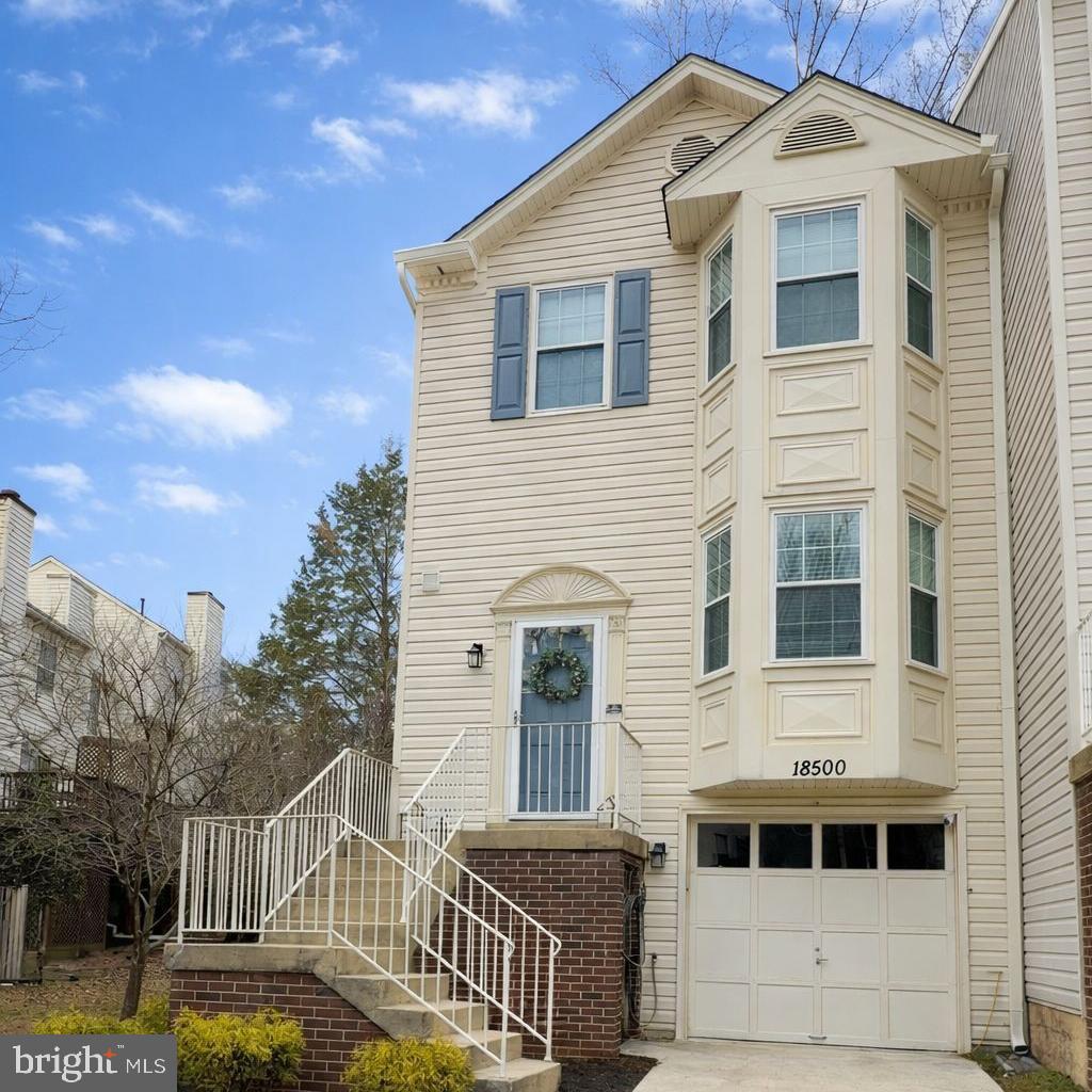18500 Clovercrest Circle, Olney