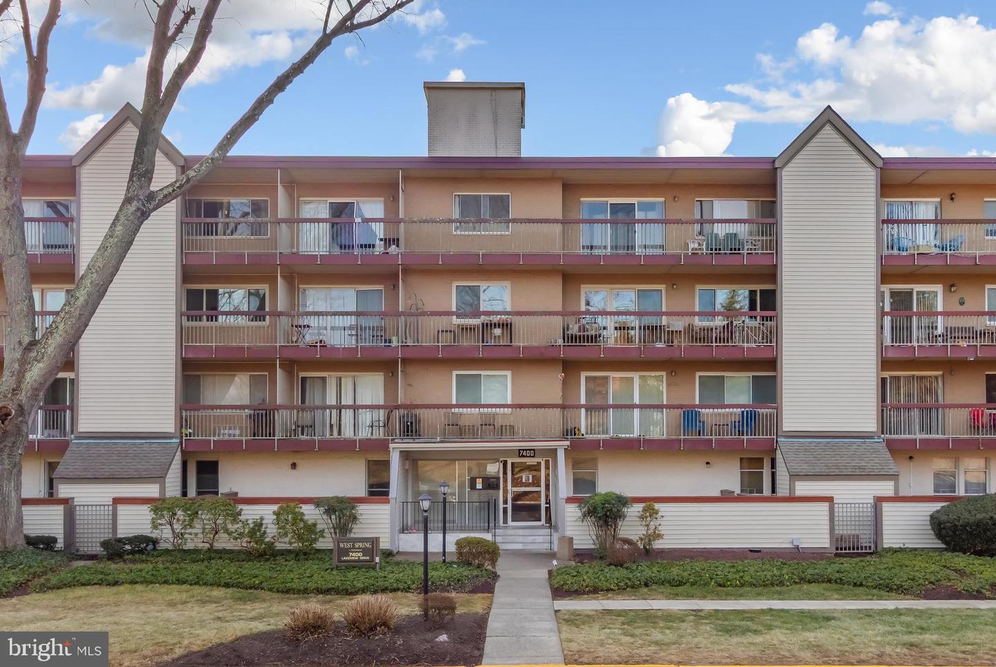 7400 Lakeview Drive #n402, Bethesda