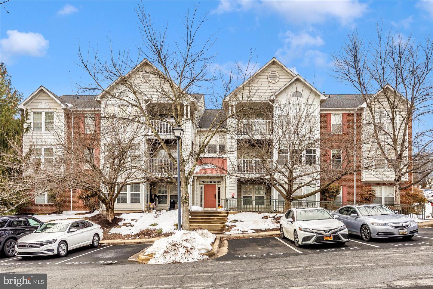 25900 Ridge Manor Drive #6000-B, Damascus