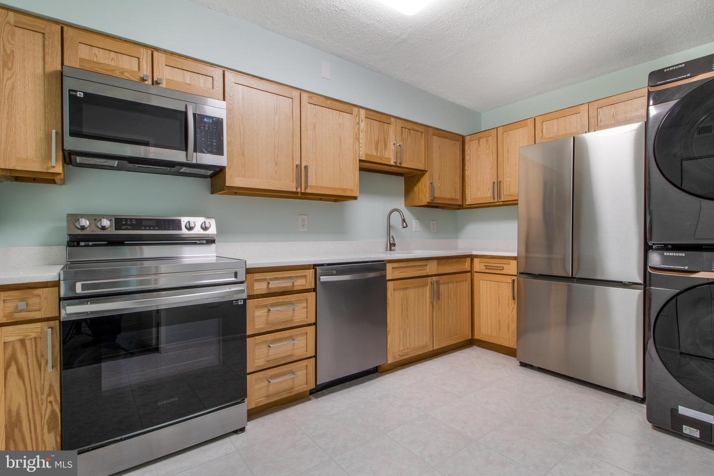 15115 Interlachen Drive #3-1020