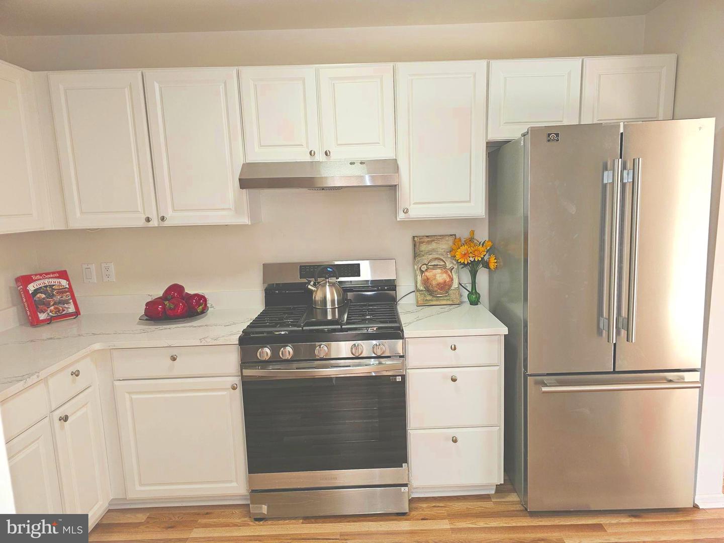 18 Monroe Street #201