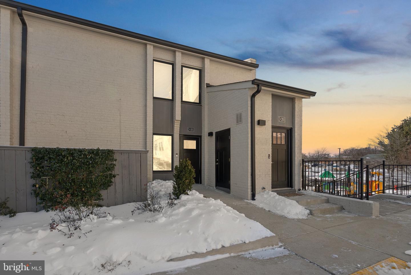 19520 Village Walk Drive #3-101