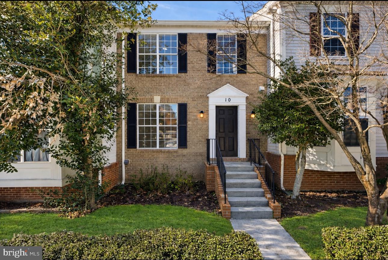 10 Cottage Field Court, Germantown
