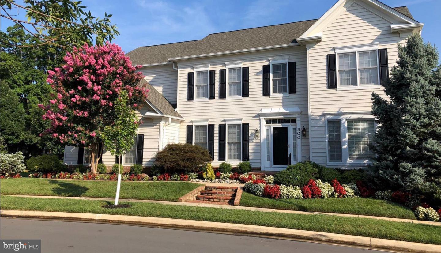 300 Deep Trail Lane, Rockville