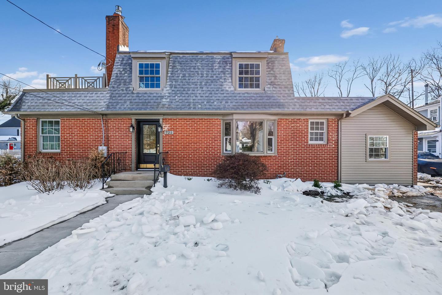 721 Mapleton Road, Rockville