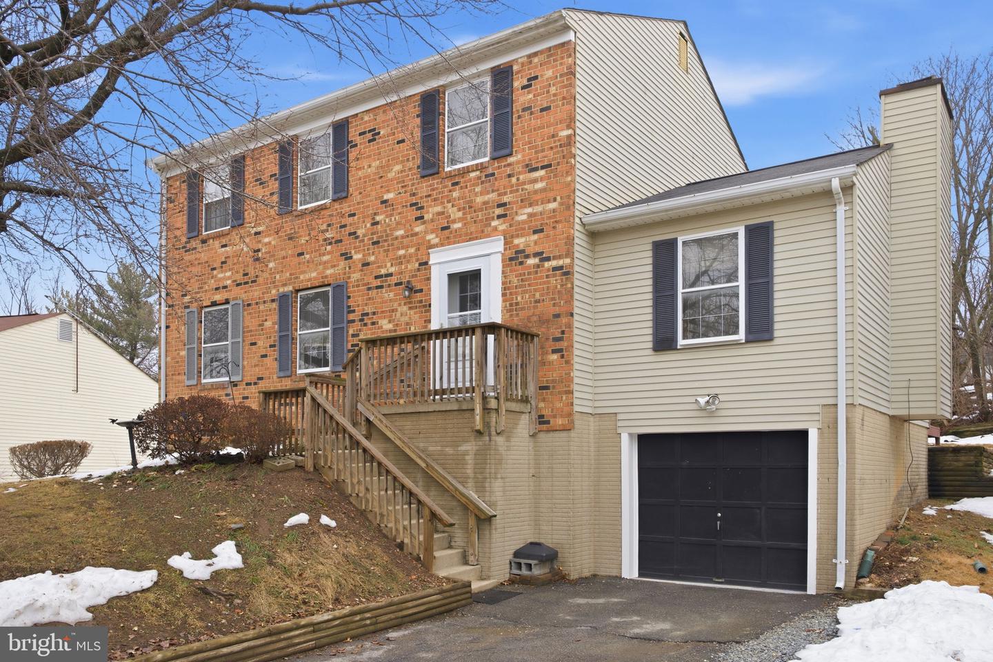 25945 Lasalle Court, Damascus