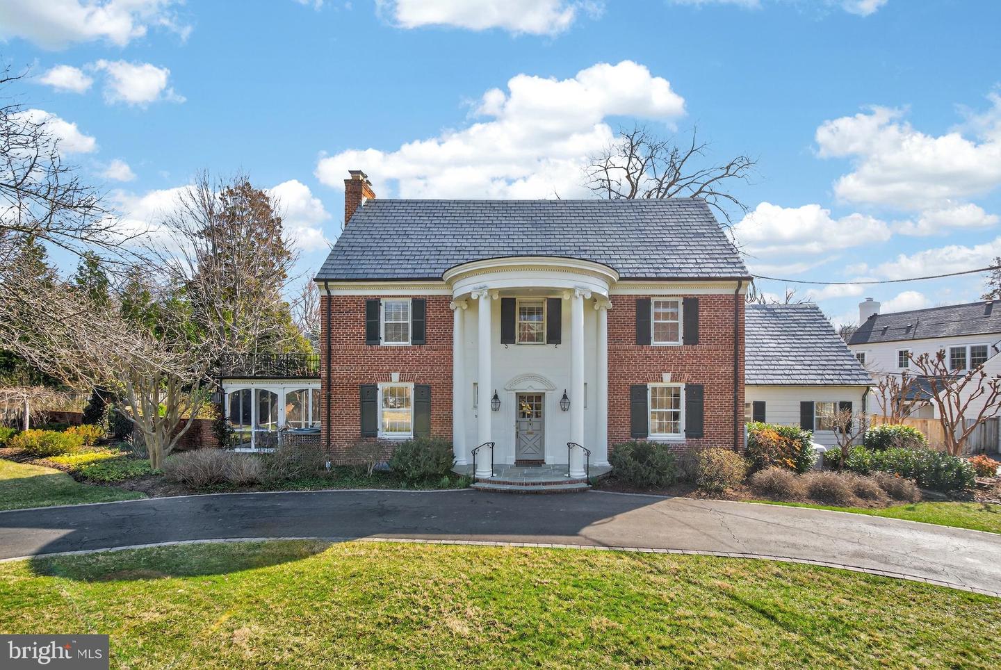 5208 Woodlawn Avenue, Chevy Chase