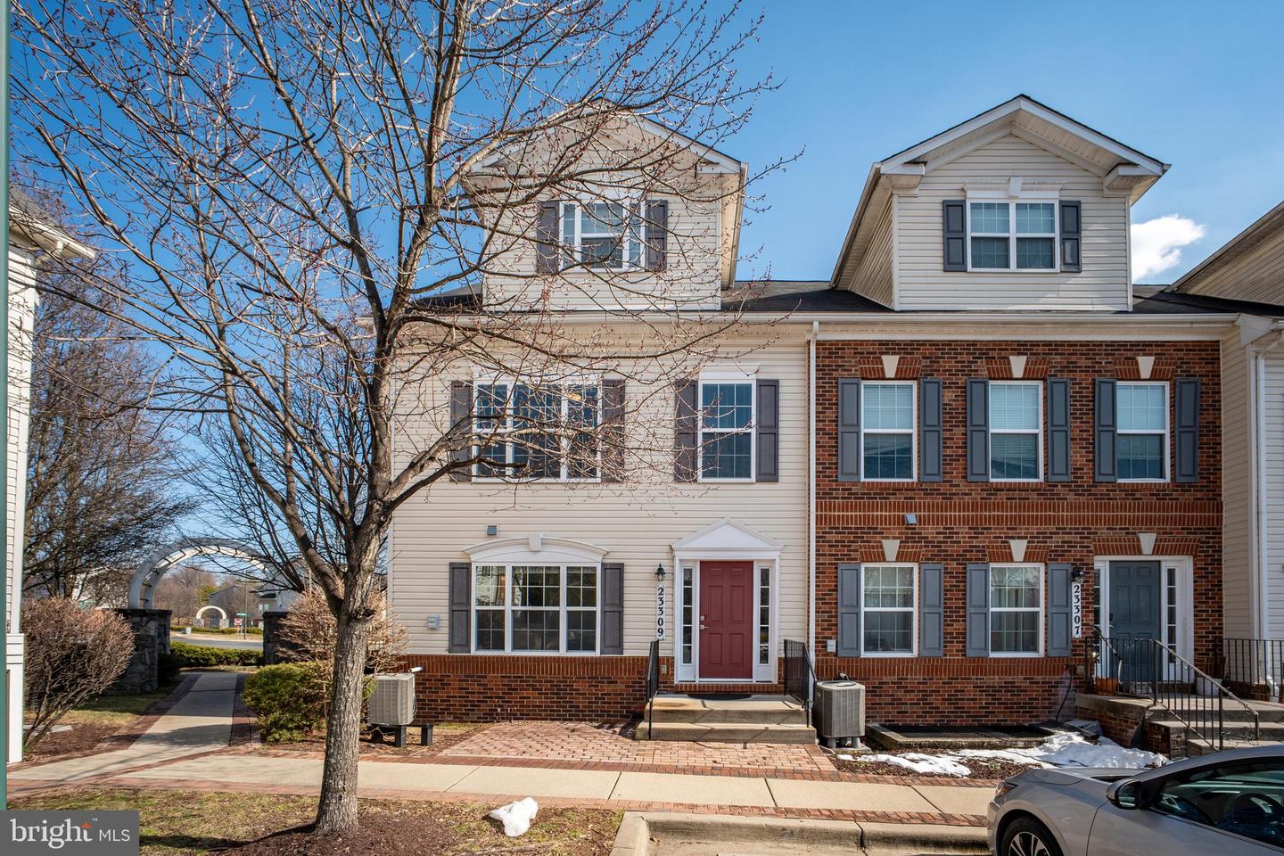 23309 Deets Manor Court #2142, Clarksburg