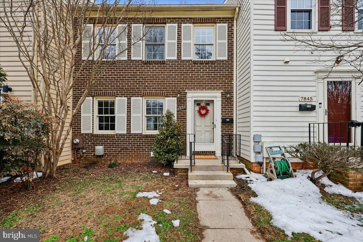 7847 Heatherton Lane, Rockville