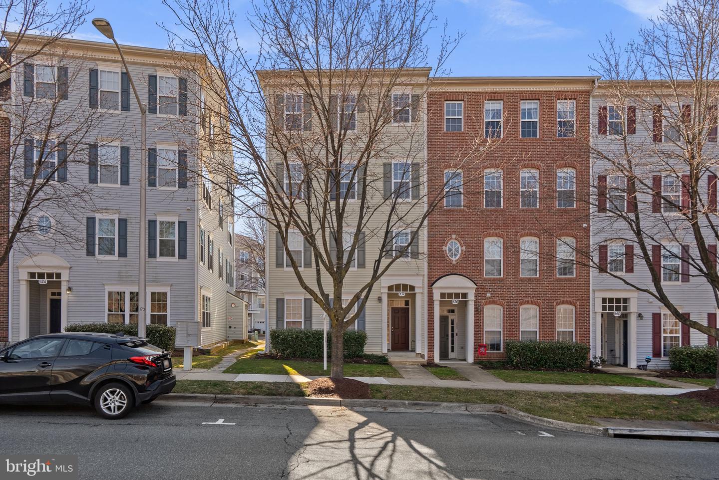 932 Orchard Ridge Drive #200, Gaithersburg