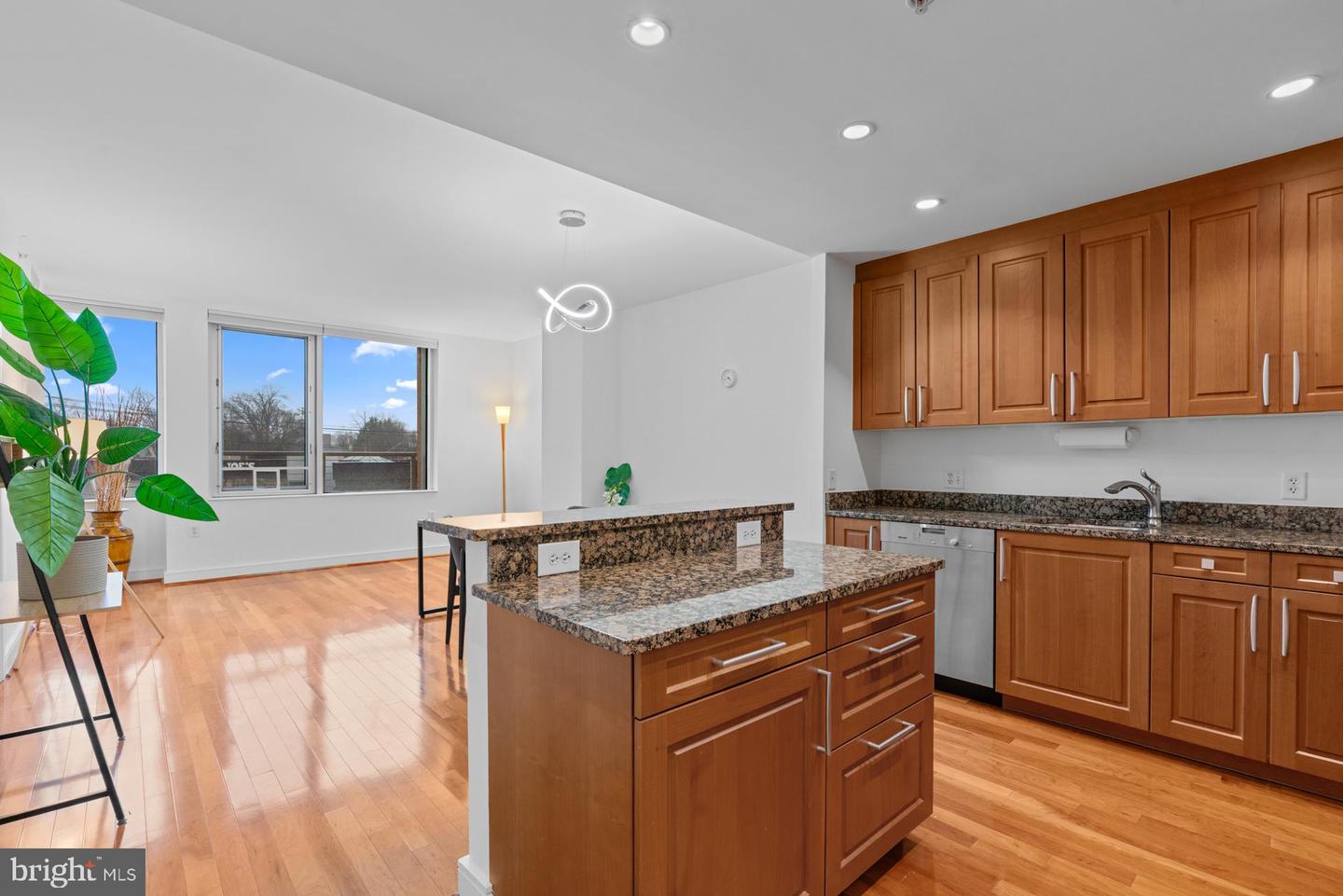 6820 Wisconsin Avenue #4003, Bethesda