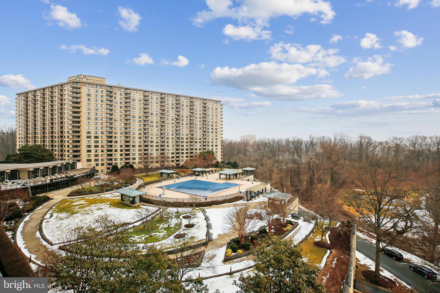 5225 Pooks Hill Road #629s, Bethesda