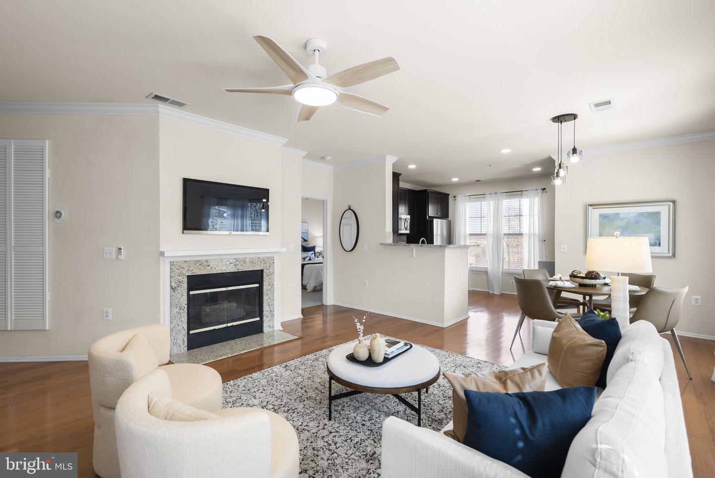 11800 Old Georgetown #1406, Rockville
