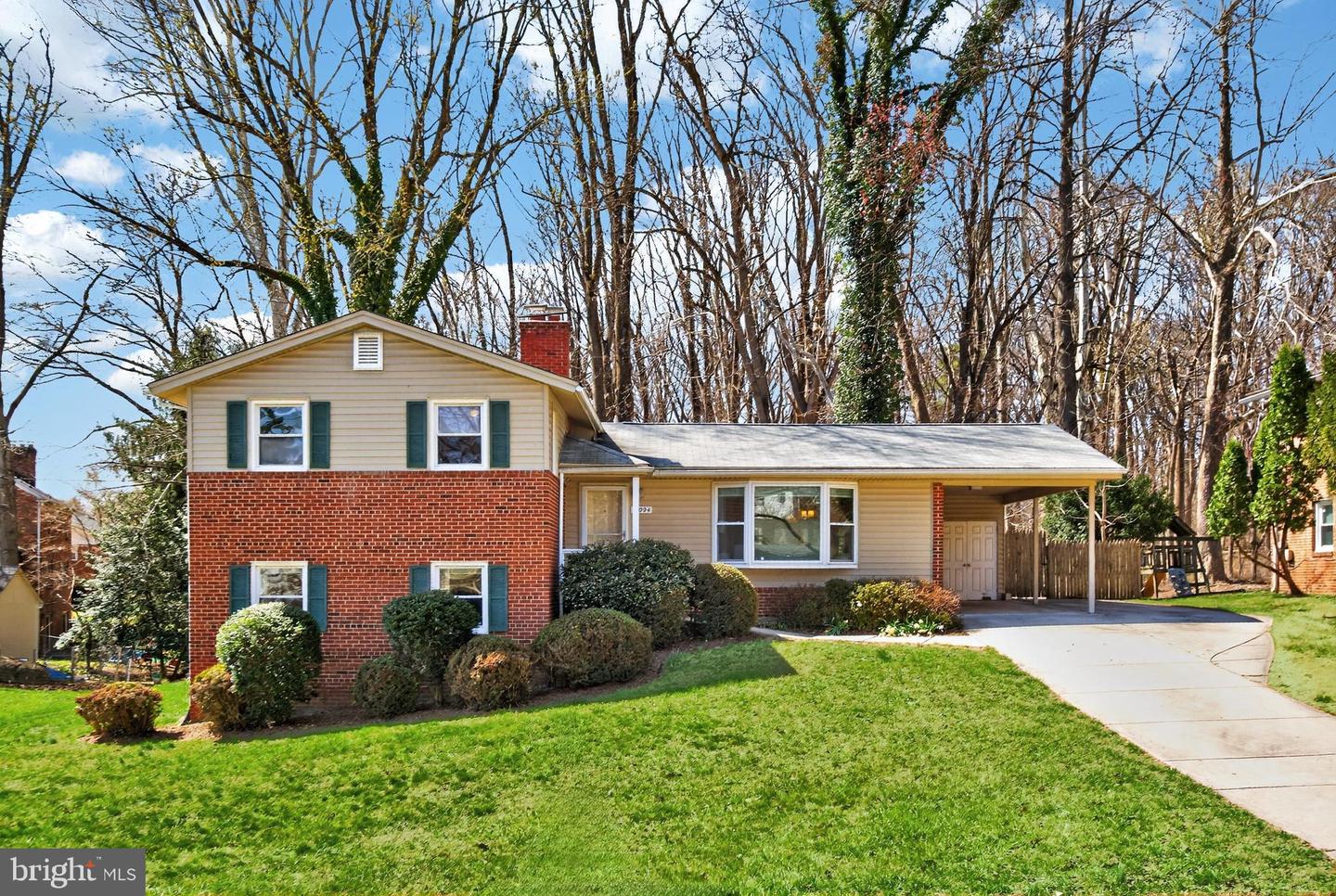 11004 Oakwood Street, Silver Spring