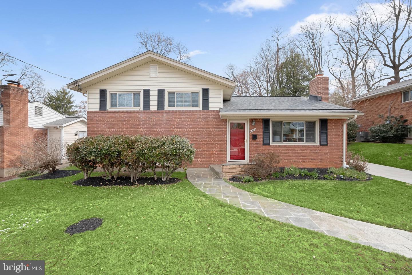 9809 Holmhurst Road, Bethesda