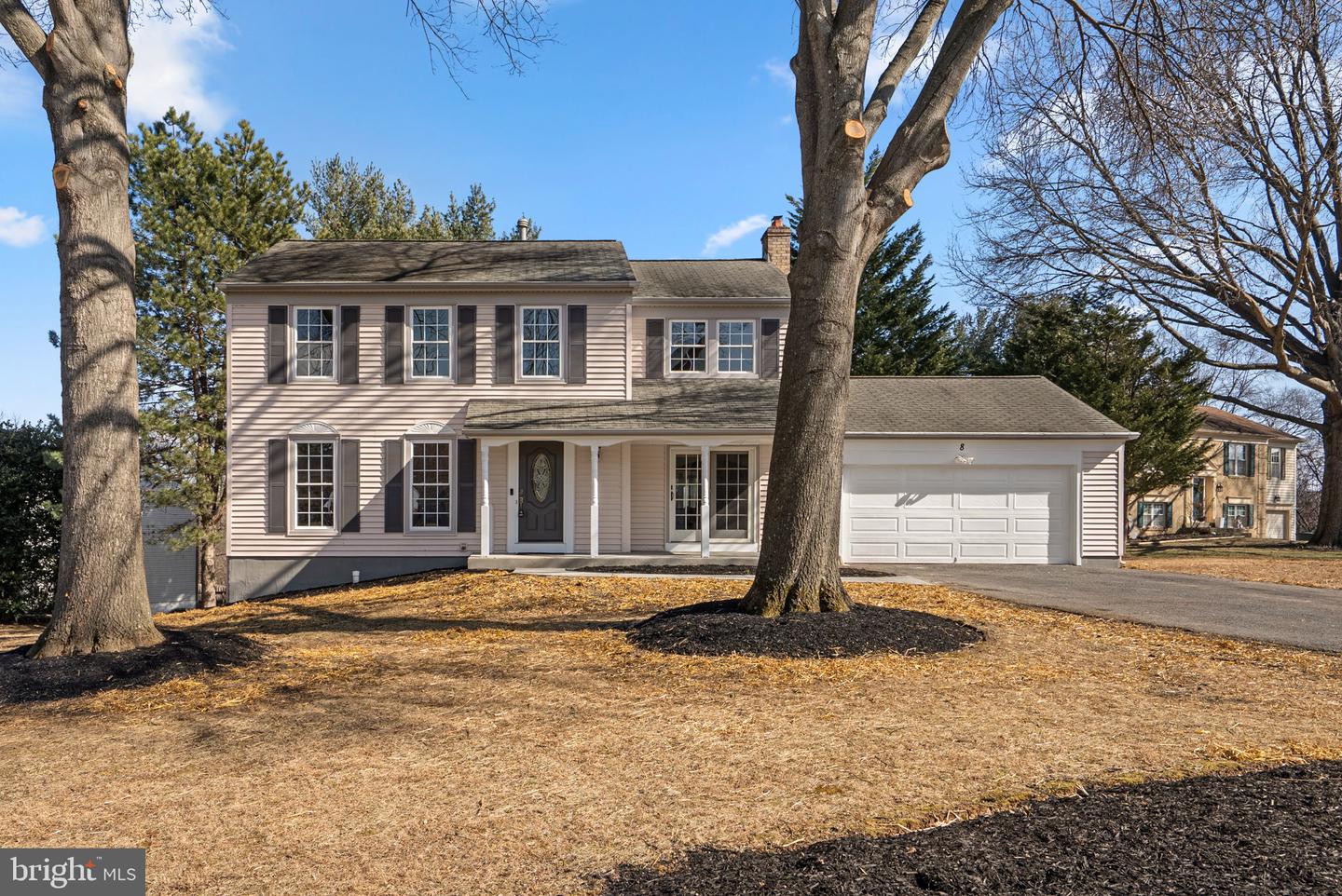 8 Seville Way, Gaithersburg