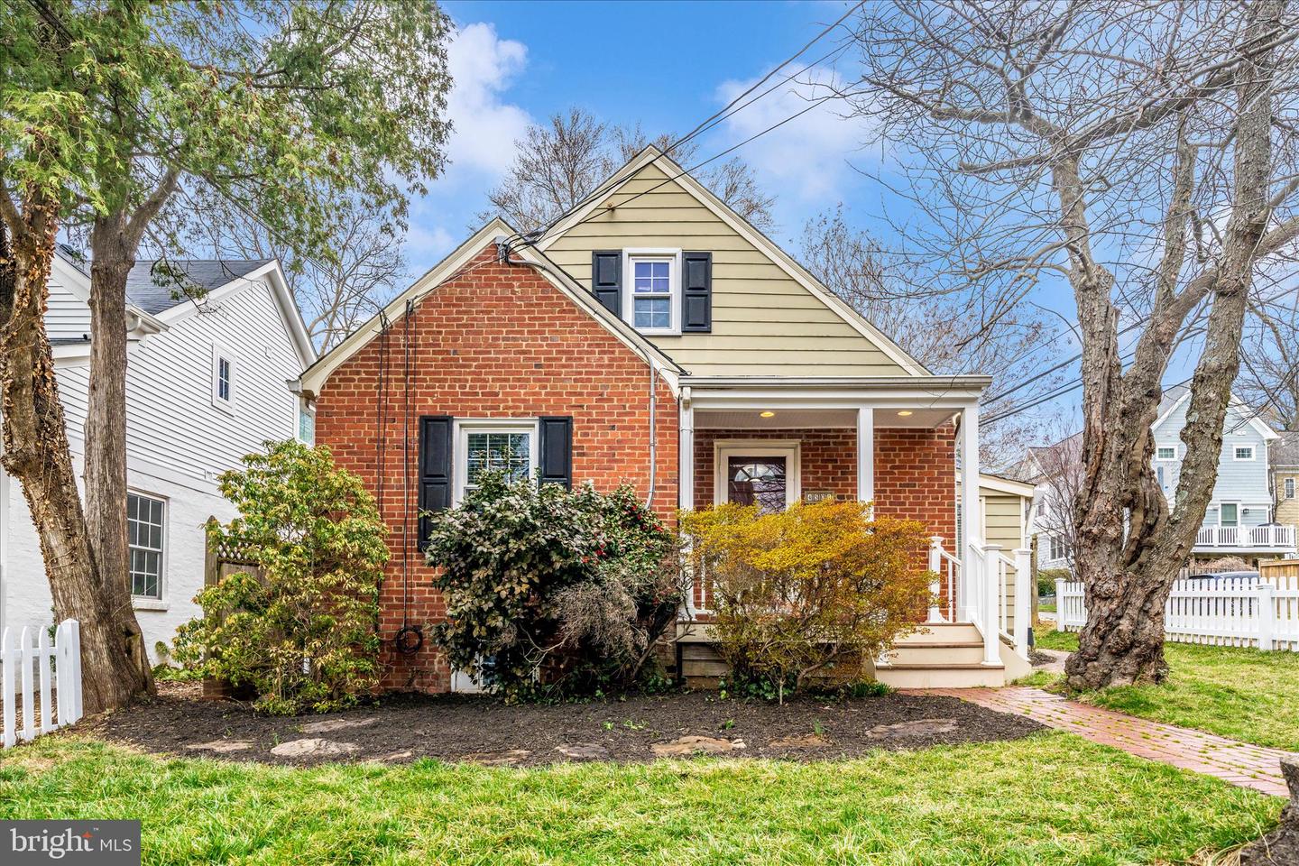 4501 Maple Avenue, Bethesda