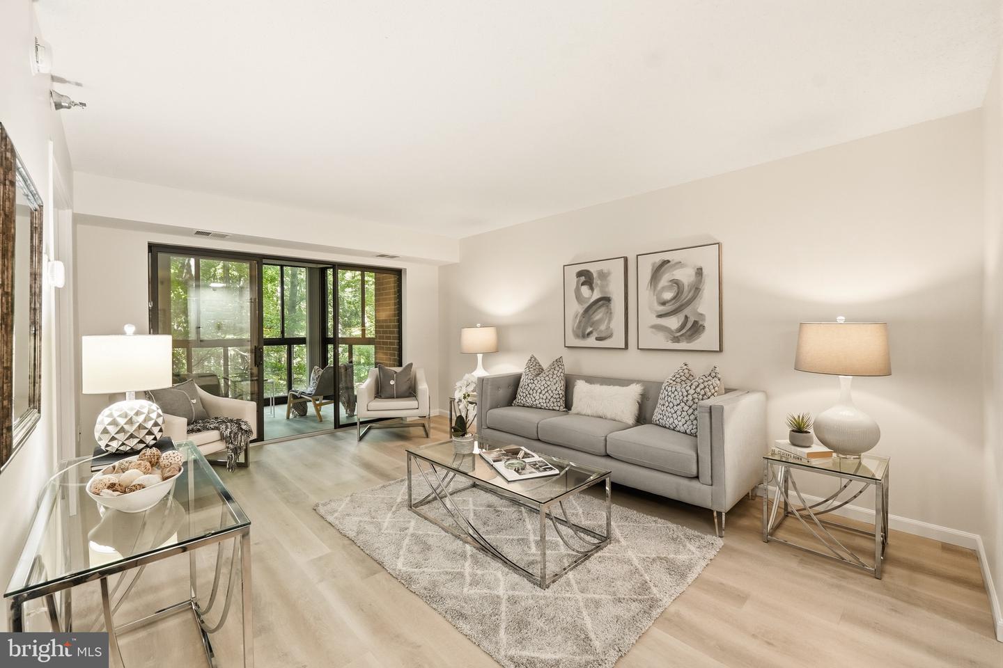 15100 Interlachen Drive #4-206