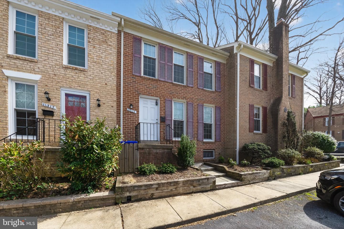 11315 Palisades Court, Kensington